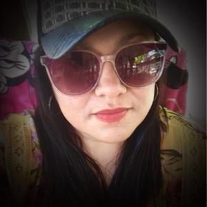 Meet your Posher, Leticia